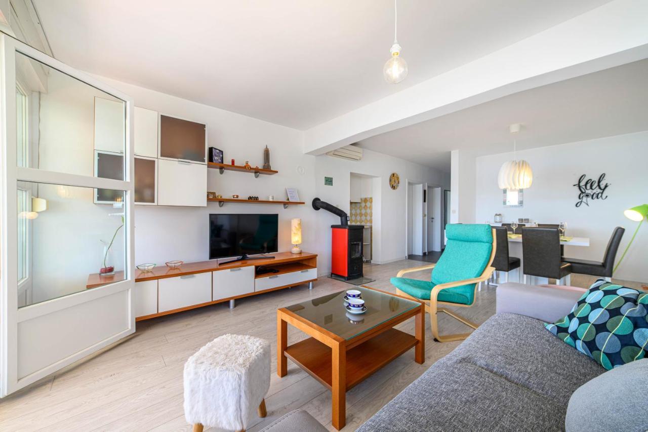 Apartment Seaside Жаборич Екстериор снимка