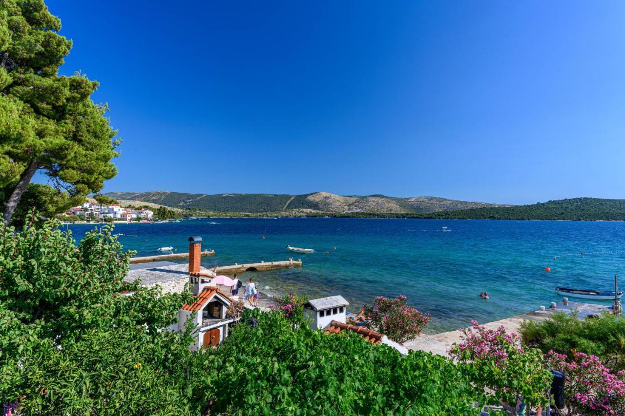 Apartment Seaside Жаборич Екстериор снимка