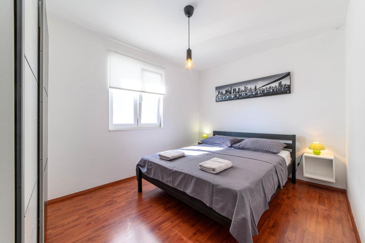 Apartment Seaside Жаборич Екстериор снимка