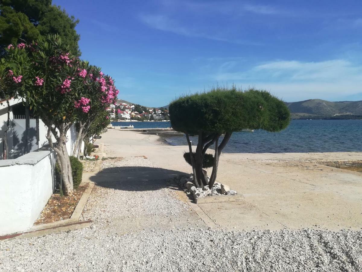 Apartment Seaside Жаборич Екстериор снимка